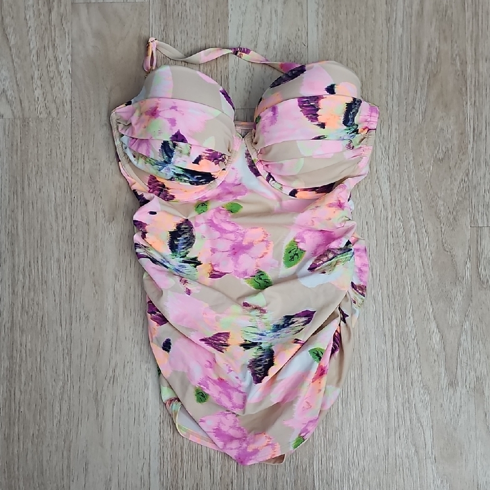 Victoria's Secret Pink Floral Bikini Top